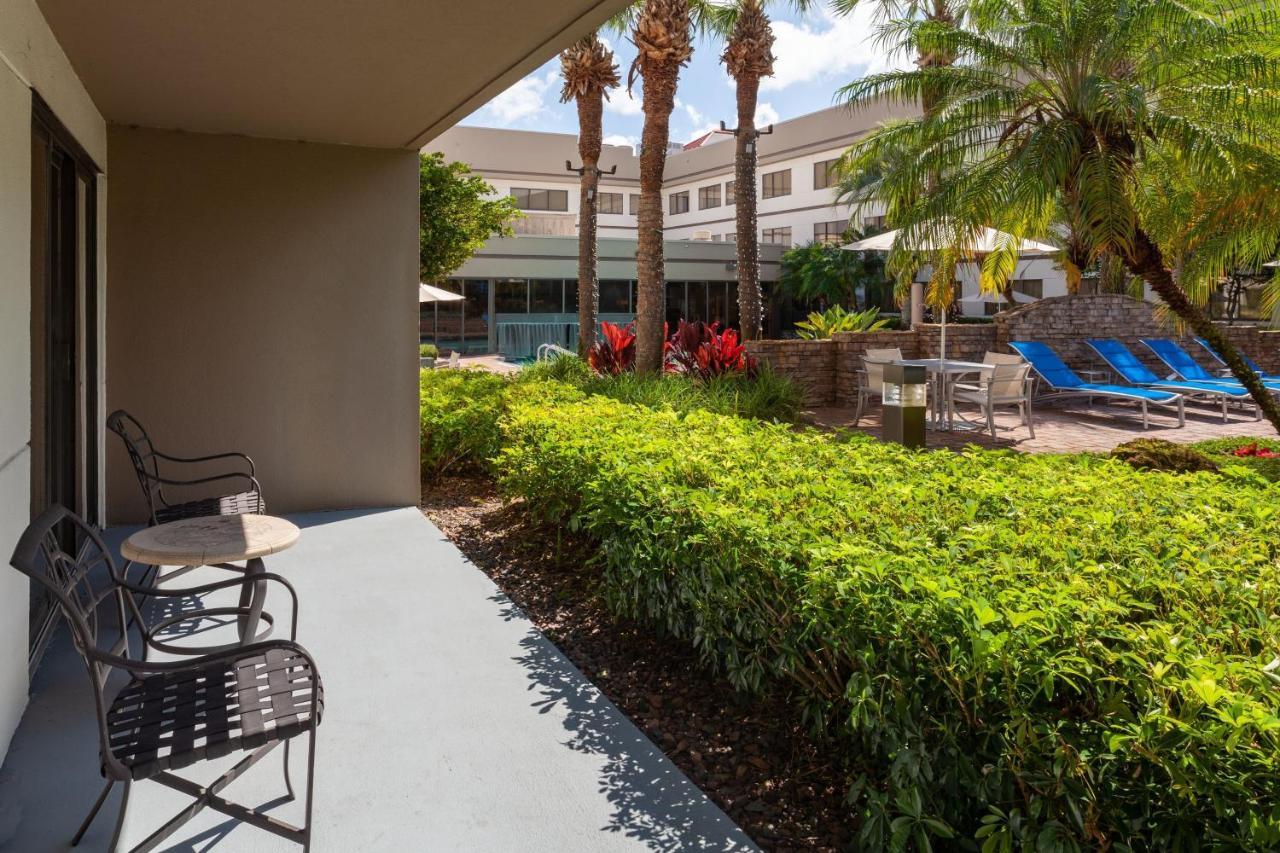 Sheraton Suites Orlando Airport Hotel Экстерьер фото